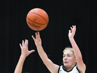 Central Noble overpowers Lady Panthers