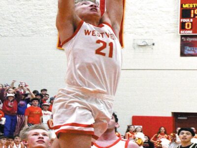 Warriors overwhelm Busco